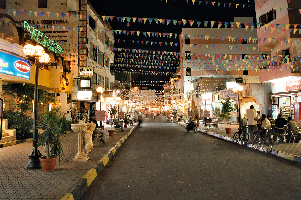 hurghada, main street of the bazaar in el dahar at night, during ramadan, egypt, oct 2004